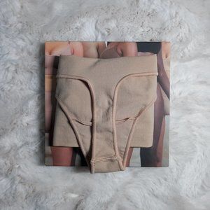 SKIMS Core Control Thong in Clay L/XL